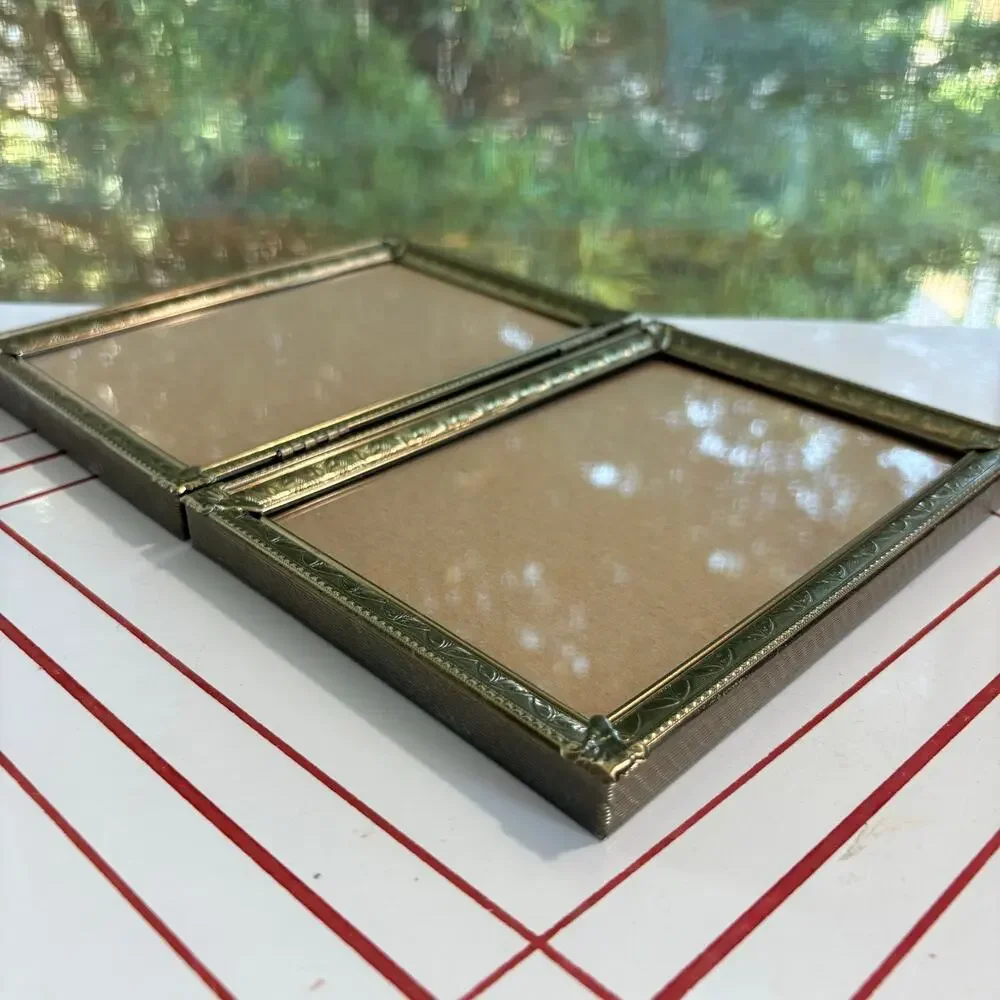 Vintage Double 5x7 Hinged Picture Frame Ornate Gold Tone Metal Folding Frame